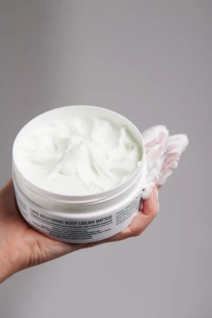 Липидовосстанавливающий крем-баттер для тела с живой хлореллой Lipid-restoring body cream batter, 300 ml Alga Spa